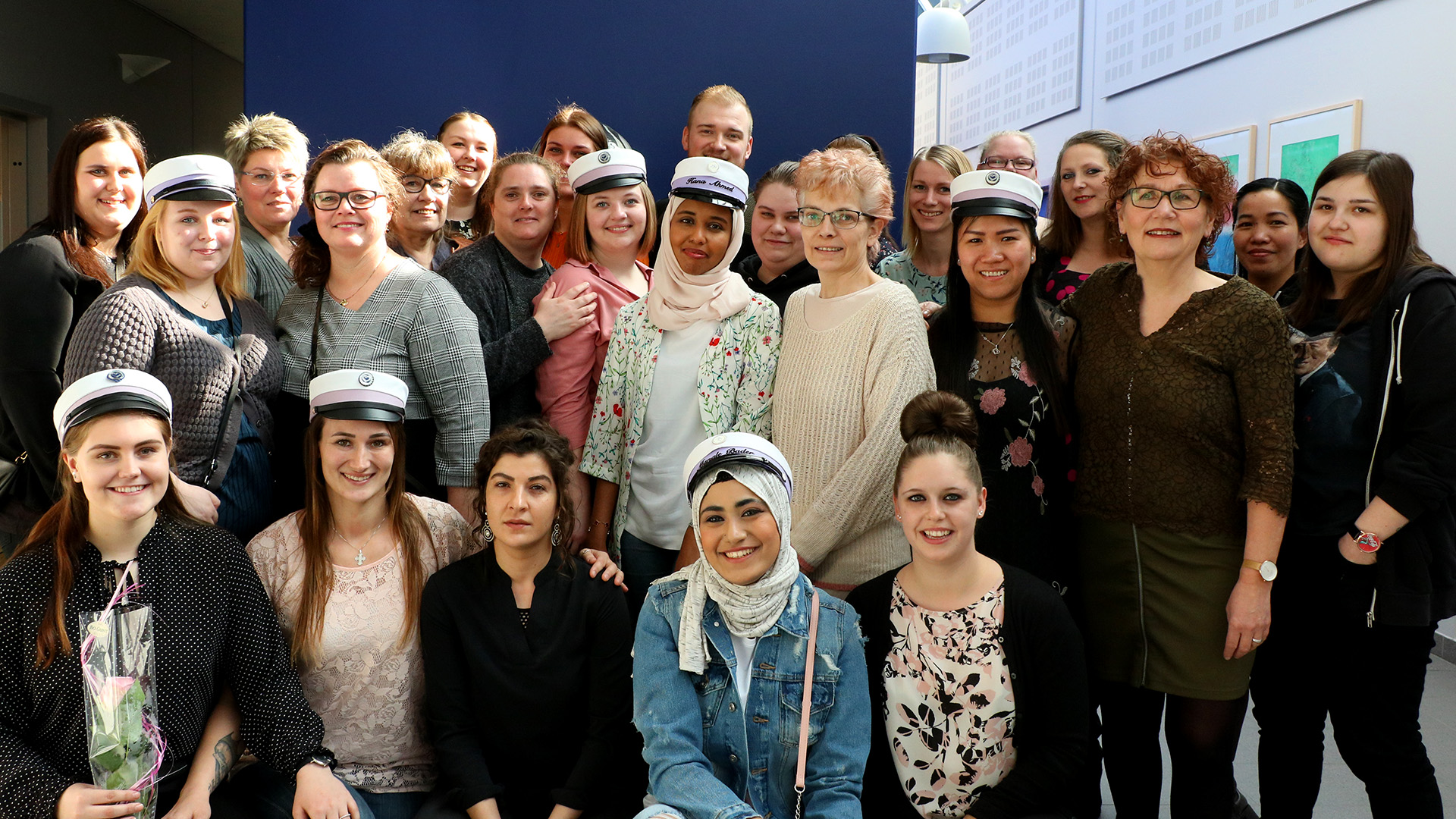 Gruppefoto dimission ved Social og sundhedsskolen i Svendborg