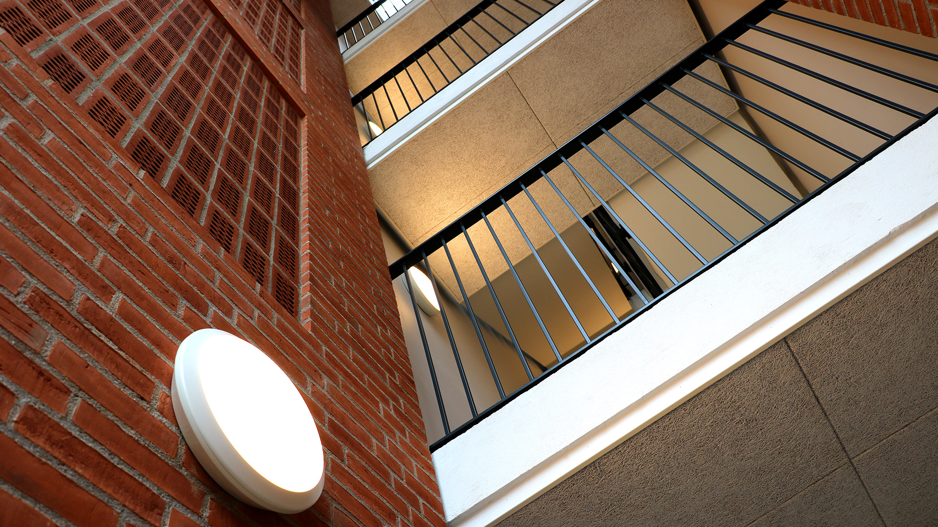 Boligfoto af etage trappeopgang hos Boligselskabet Sydfyn afdeling 7504 Jægermarken i Svendborg